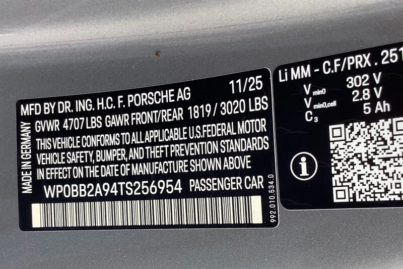 2026 Porsche 992 Targa 4 GTS - Image 23 of 31