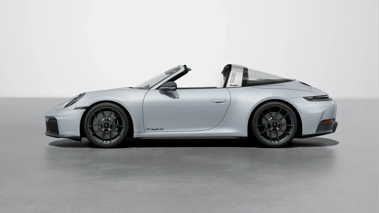 2026 Porsche 992 Targa 4 GTS - Image 16 of 31