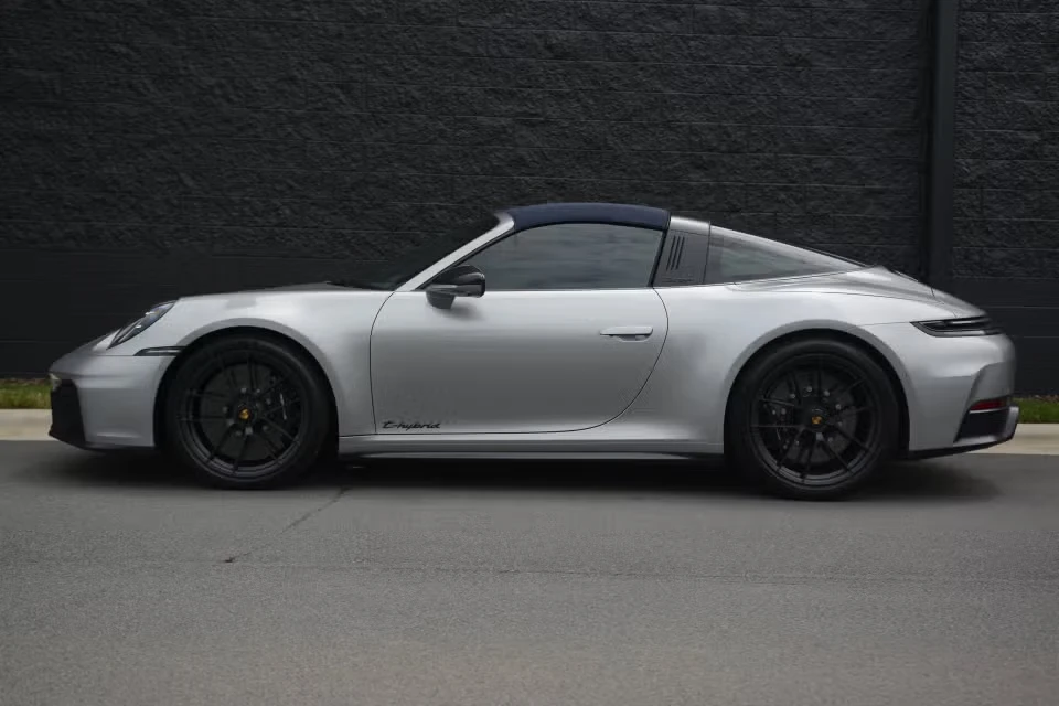 2026 Porsche 992 Targa 4 GTS - Image 11 of 31