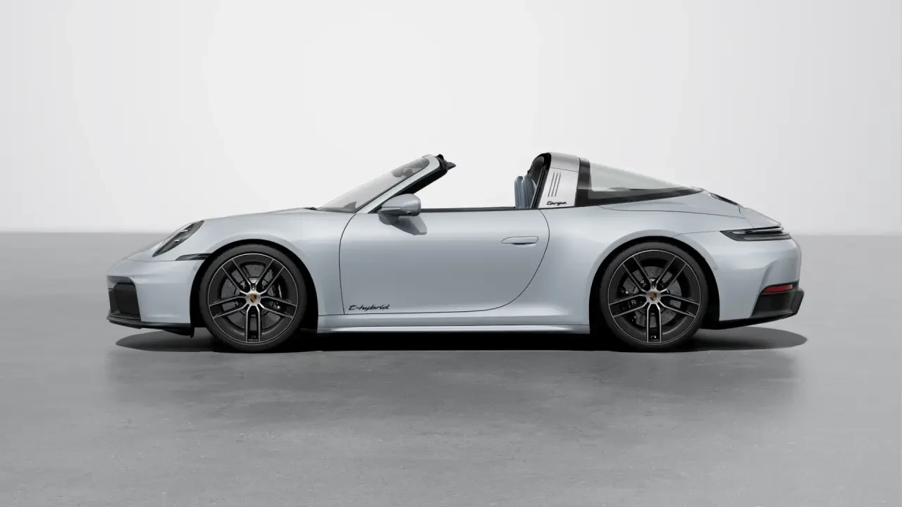 2026 Porsche 992 Targa 4 GTS - Image 16 of 31