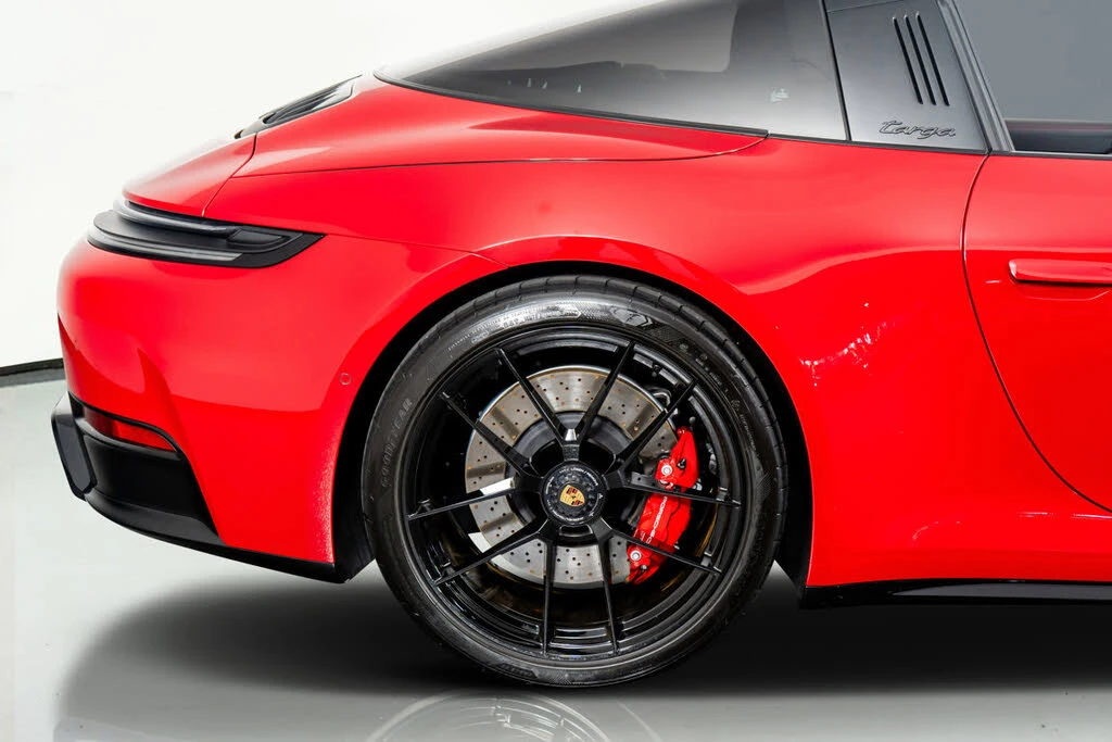 2026 Porsche 992 Targa 4 GTS - Image 10 of 31