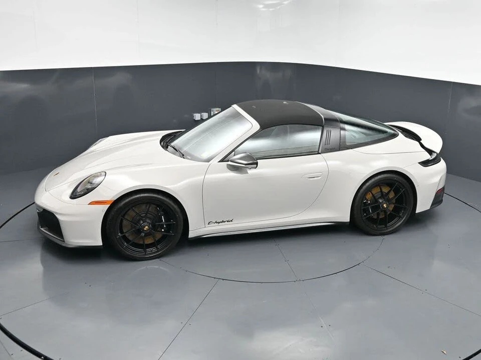 2026 Porsche 992 Targa 4 GTS - Image 14 of 31