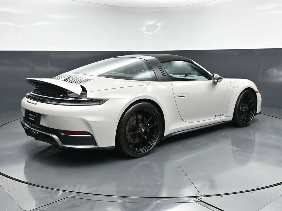 2026 Porsche 992 Targa 4 GTS - Image 9 of 31