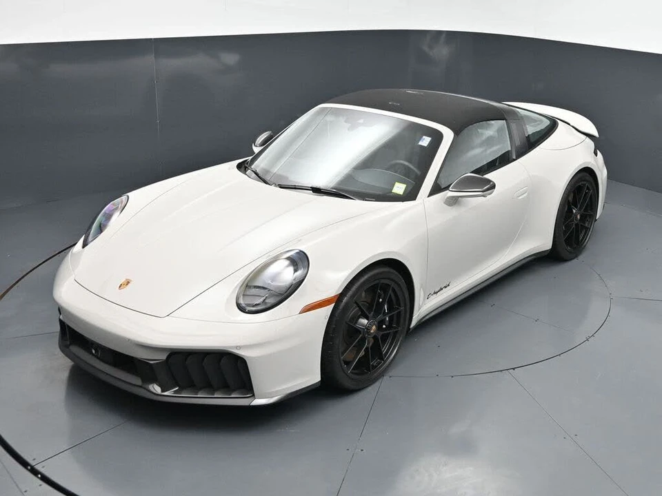2026 Porsche 992 Targa 4 GTS - Image 13 of 31