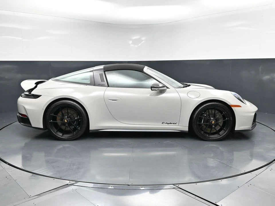 2026 Porsche 992 Targa 4 GTS - Image 10 of 31
