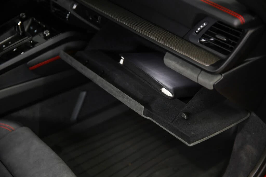 2026 Porsche 992 Targa 4 GTS - Image 26 of 31