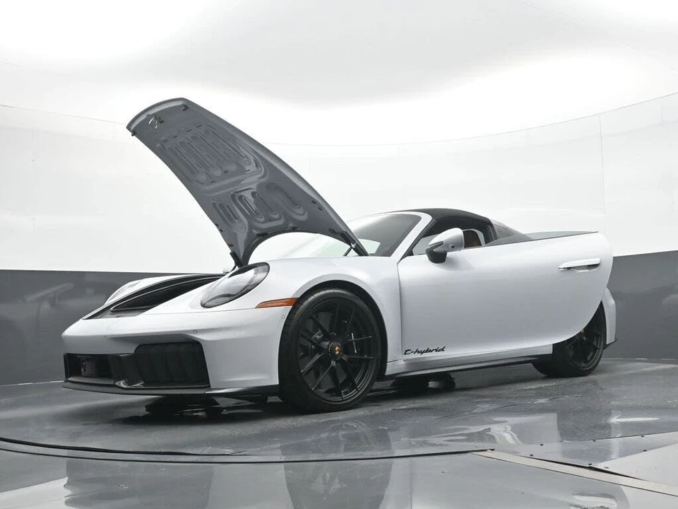 2026 Porsche 992 Targa 4 GTS - Image 27 of 30