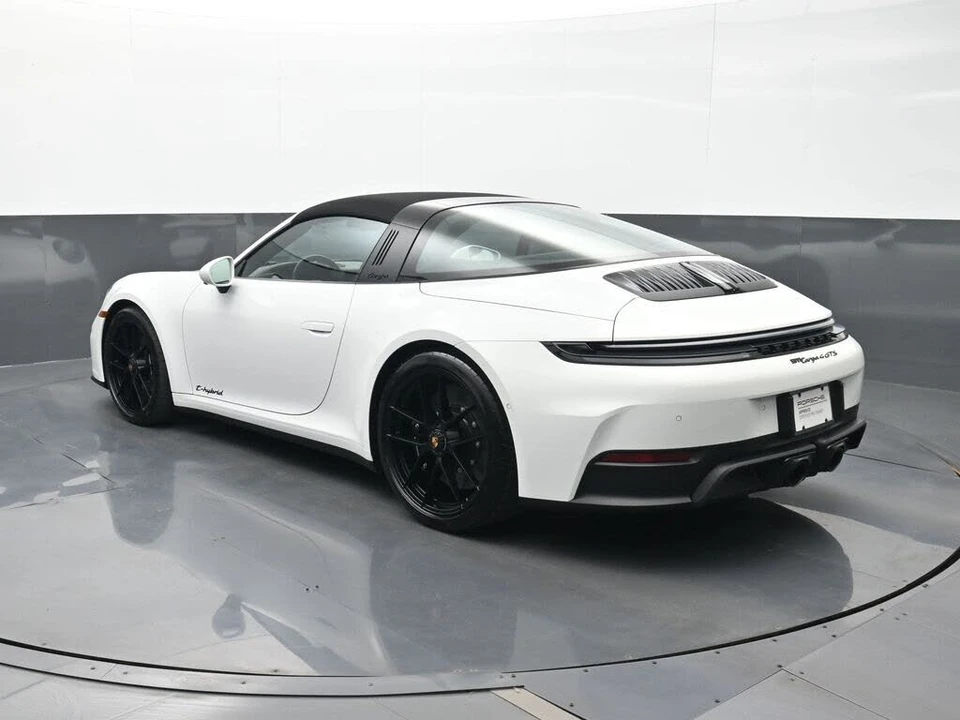 2026 Porsche 992 Targa 4 GTS - Image 3 of 31