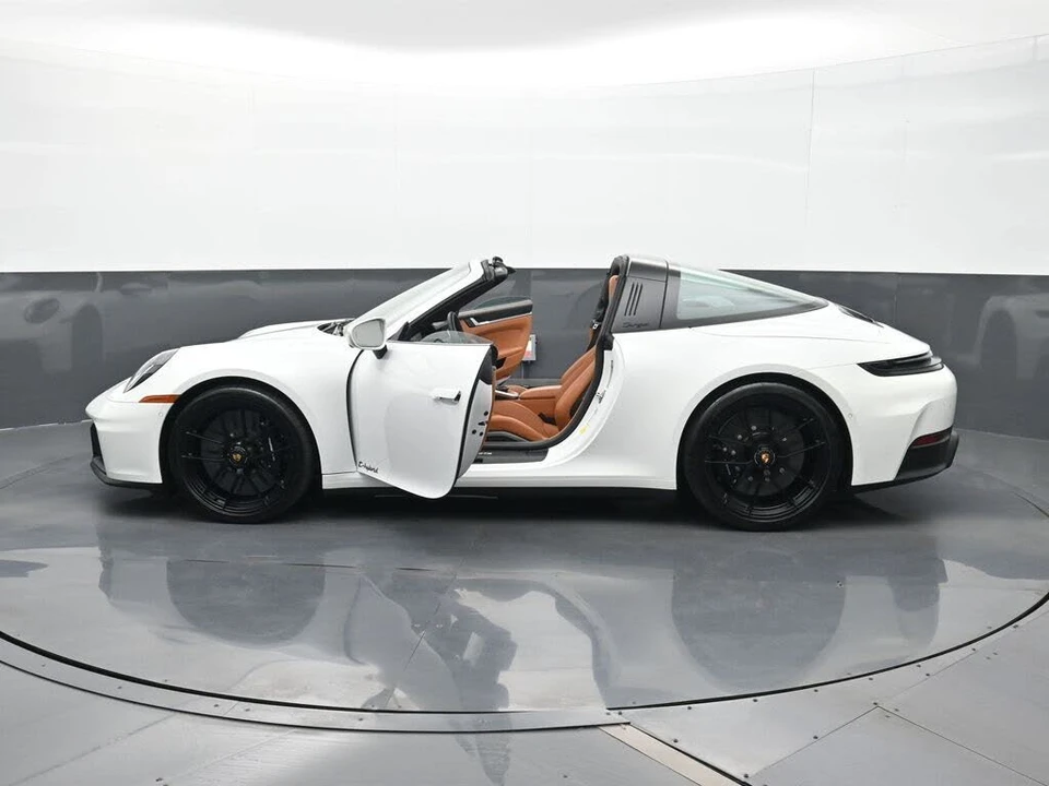 2026 Porsche 992 Targa 4 GTS - Image 27 of 31