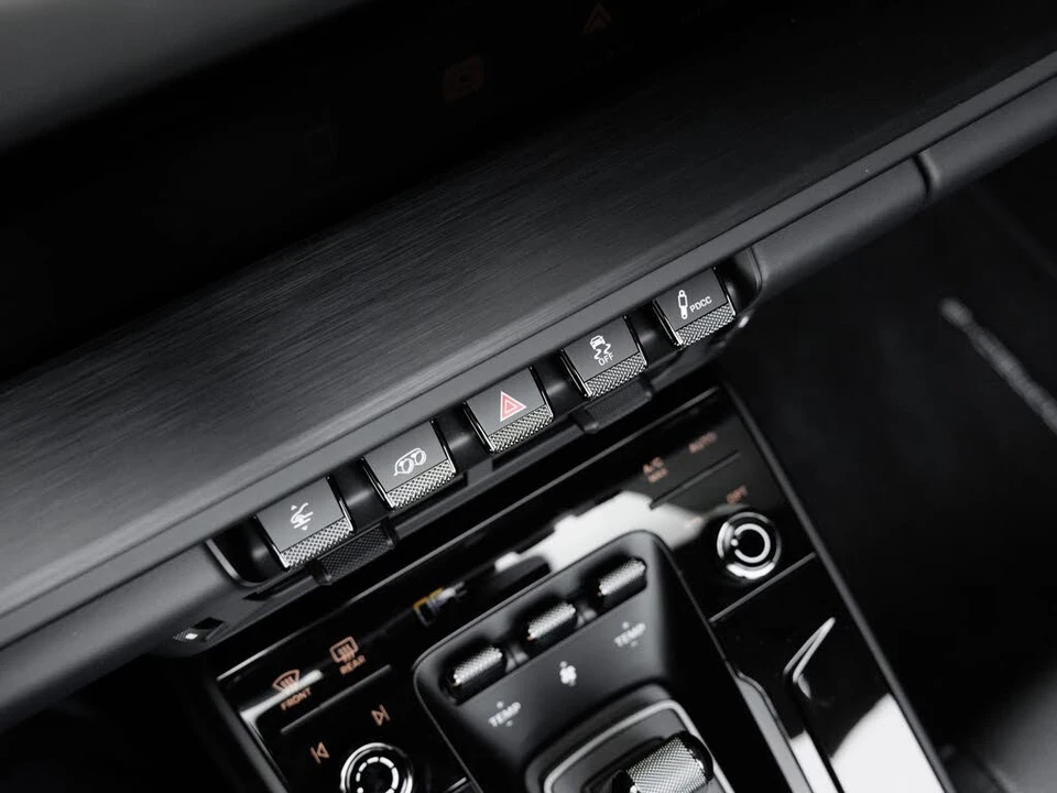 2026 Porsche 992 Targa 4 GTS - Image 25 of 31