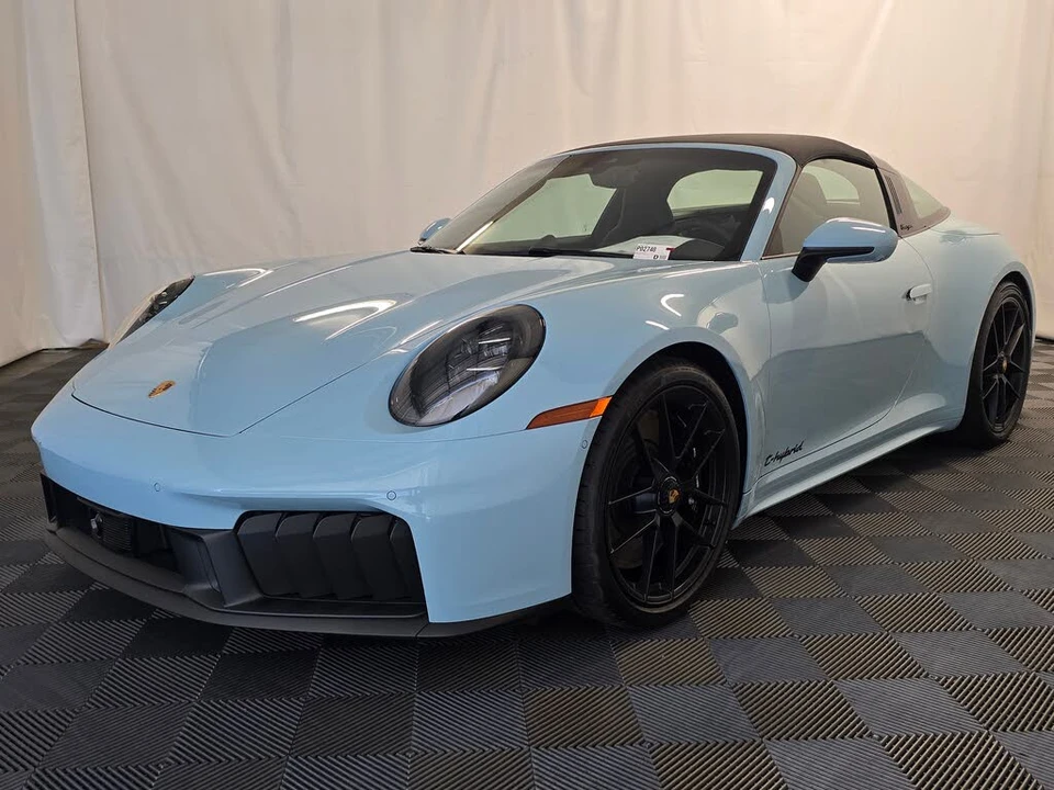 2026 Porsche 992 Targa 4 GTS - Image 11 of 31