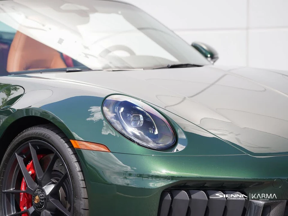 2026 Porsche 992 Targa 4 GTS - Image 5 of 31