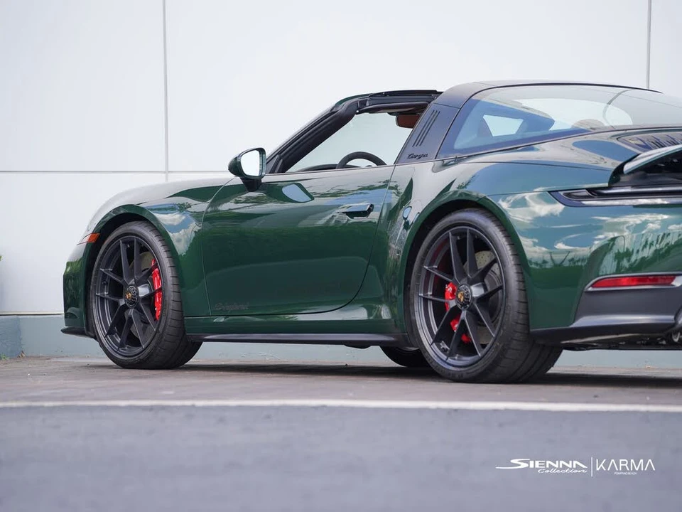 2026 Porsche 992 Targa 4 GTS - Image 14 of 31