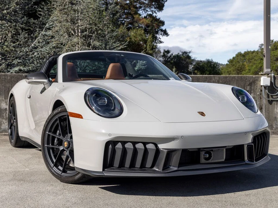 2026 Porsche 992 Targa 4 GTS - Image 9 of 31