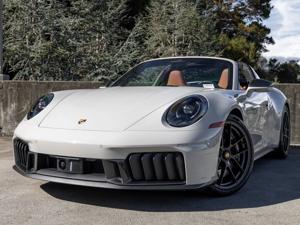 2026 Porsche 992 Targa 4 GTS - Image 7 of 31