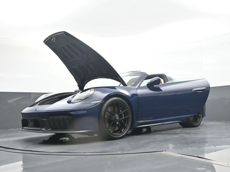 2026 Porsche 992 Targa 4 GTS - Image 27 of 30