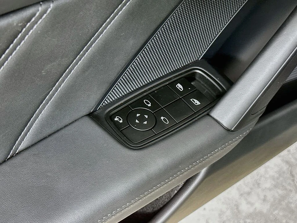 2026 Porsche 992 Targa 4 GTS - Image 17 of 31