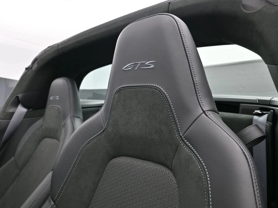 2026 Porsche 992 Targa 4 GTS - Image 16 of 31