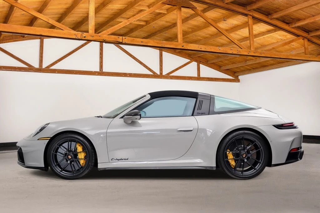 2026 Porsche 992 Targa 4 GTS - Image 3 of 31