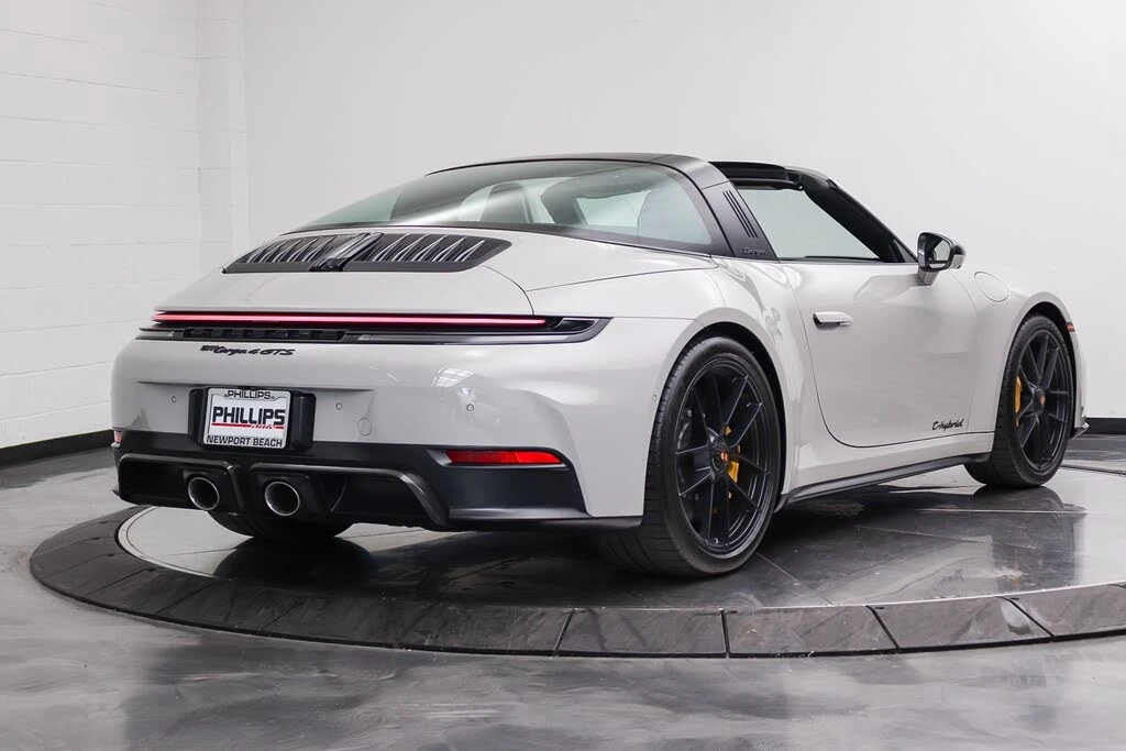 2026 Porsche 992 Targa 4 GTS - Image 13 of 31