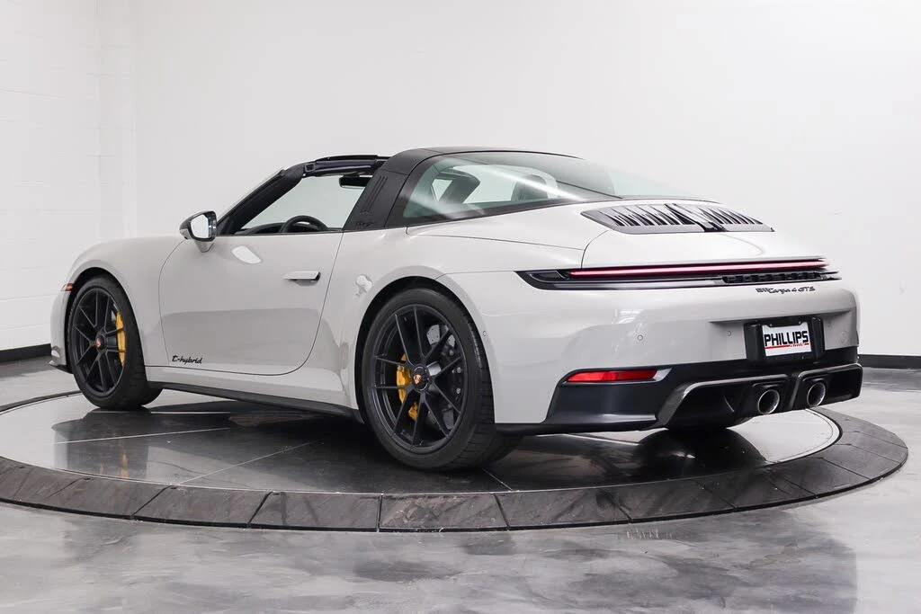 2026 Porsche 992 Targa 4 GTS - Image 10 of 31