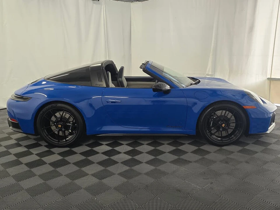 2026 Porsche 992 Targa 4 GTS - Image 9 of 31
