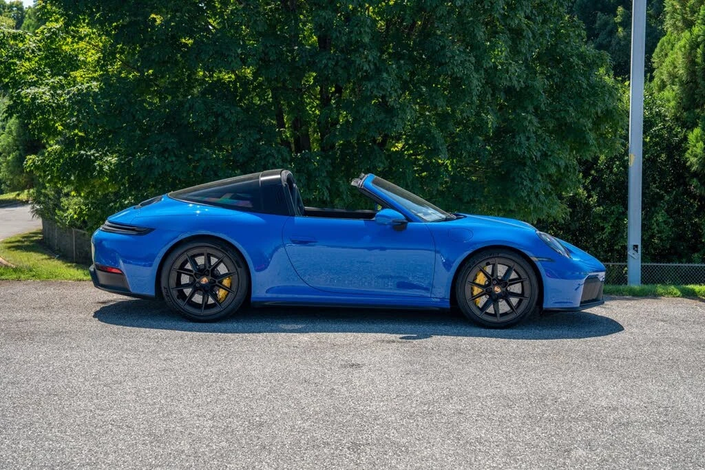 2026 Porsche 992 Targa 4 GTS - Image 8 of 31