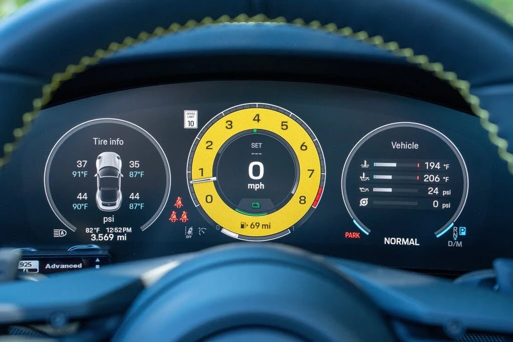 2026 Porsche 992 Targa 4 GTS - Image 26 of 31