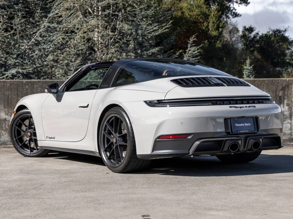 2026 Porsche 992 Targa 4 GTS - Image 3 of 4