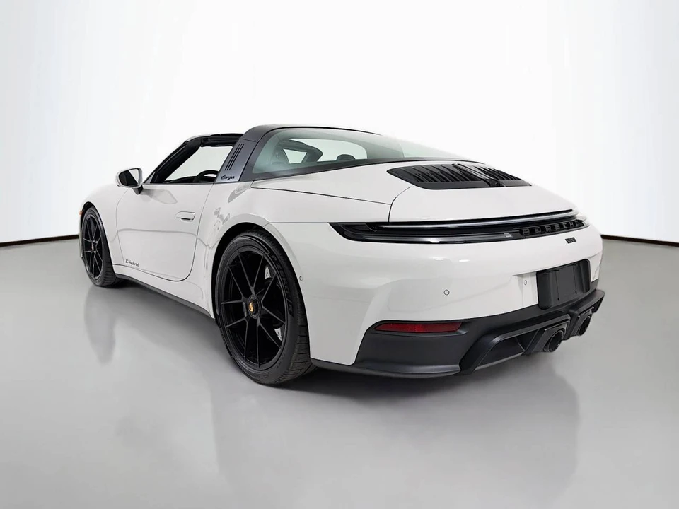 2026 Porsche 992 Targa 4 GTS - Image 3 of 5