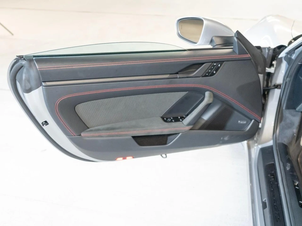 2026 Porsche 992 Targa 4 GTS - Image 17 of 27