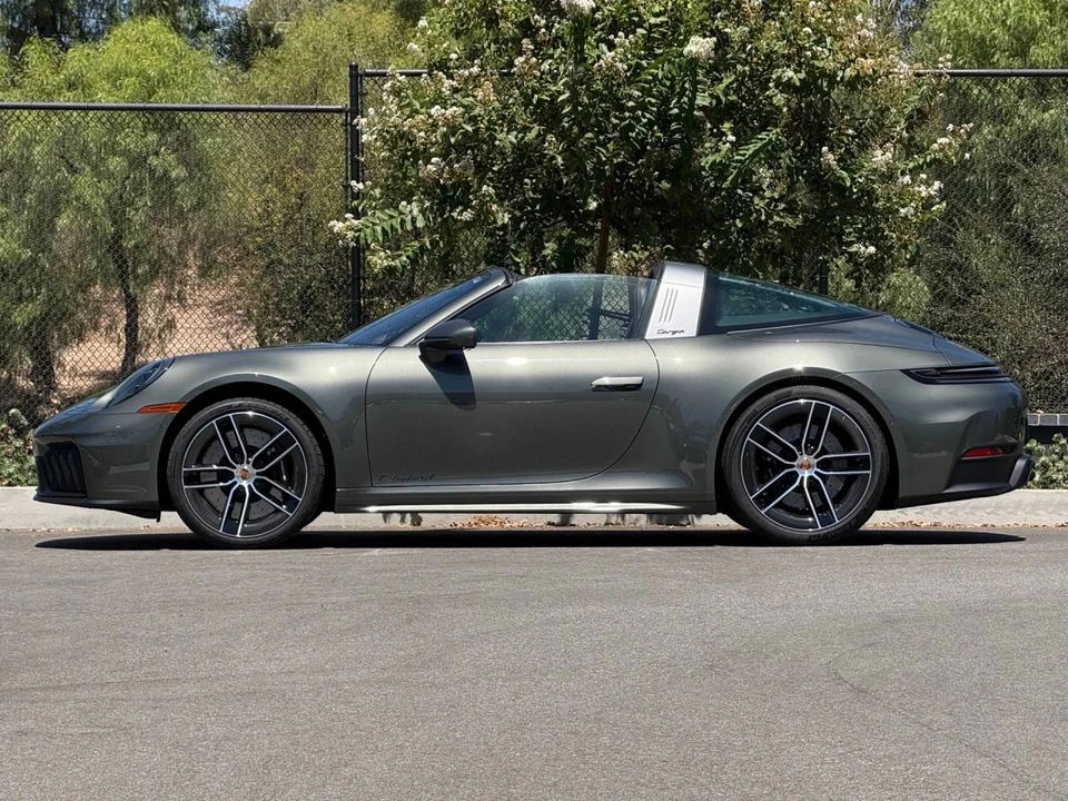 2026 Porsche 992 Targa 4 GTS - Image 2 of 4