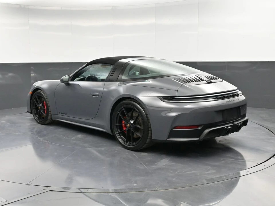 2026 Porsche 992 Targa 4 GTS - Image 3 of 31