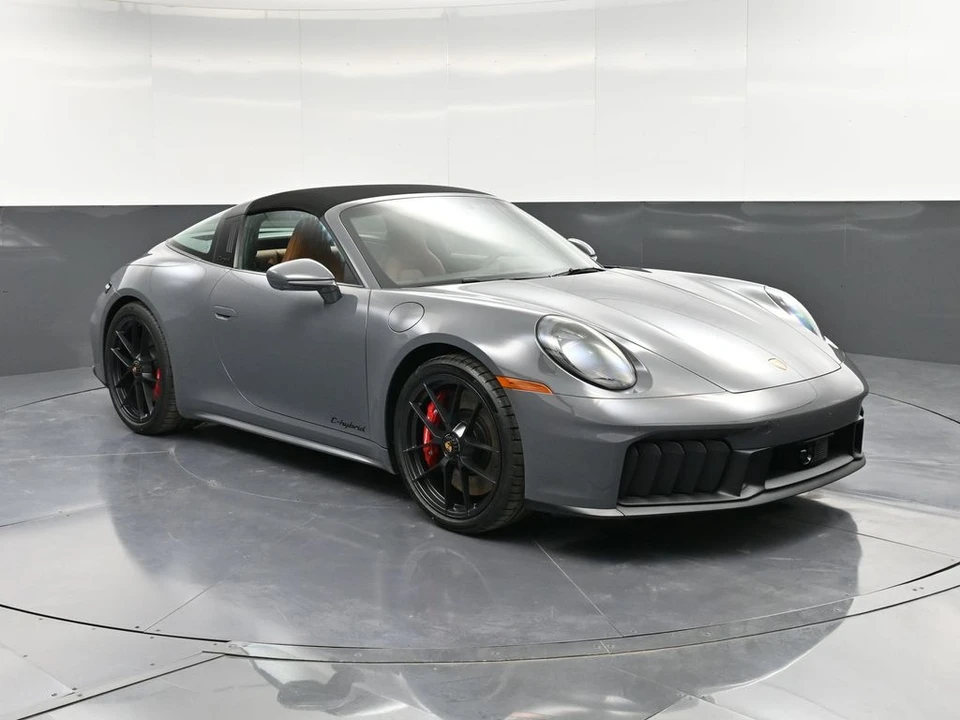 2026 Porsche 992 Targa 4 GTS - Image 9 of 31