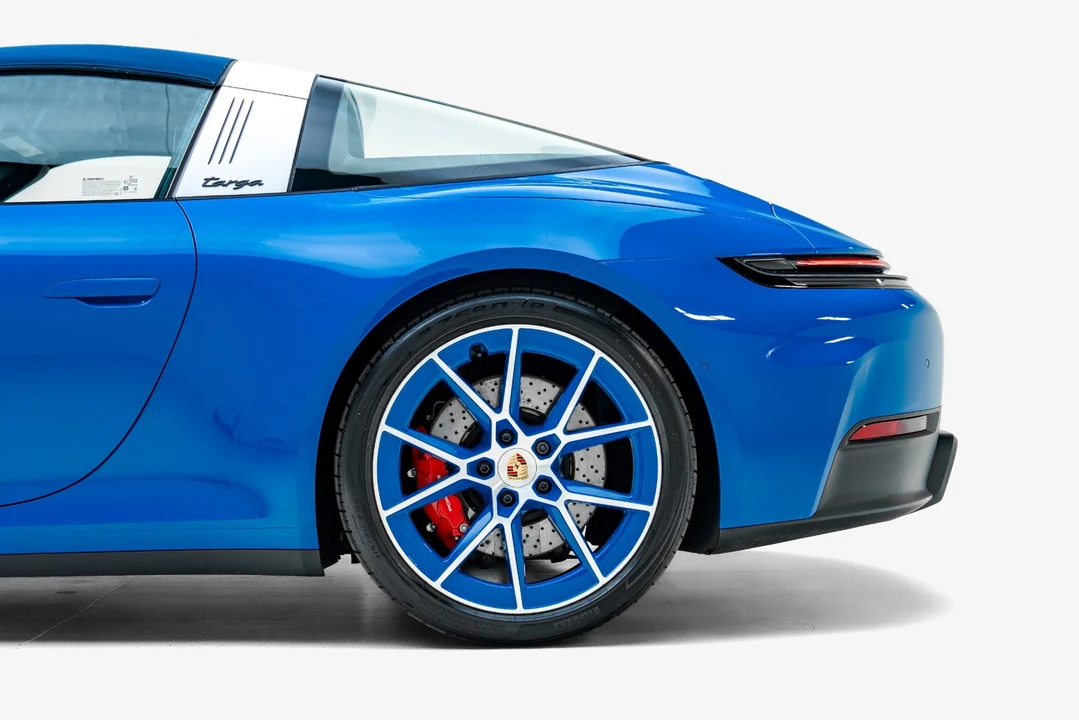 2026 Porsche 992 Targa 4 GTS - Image 20 of 31