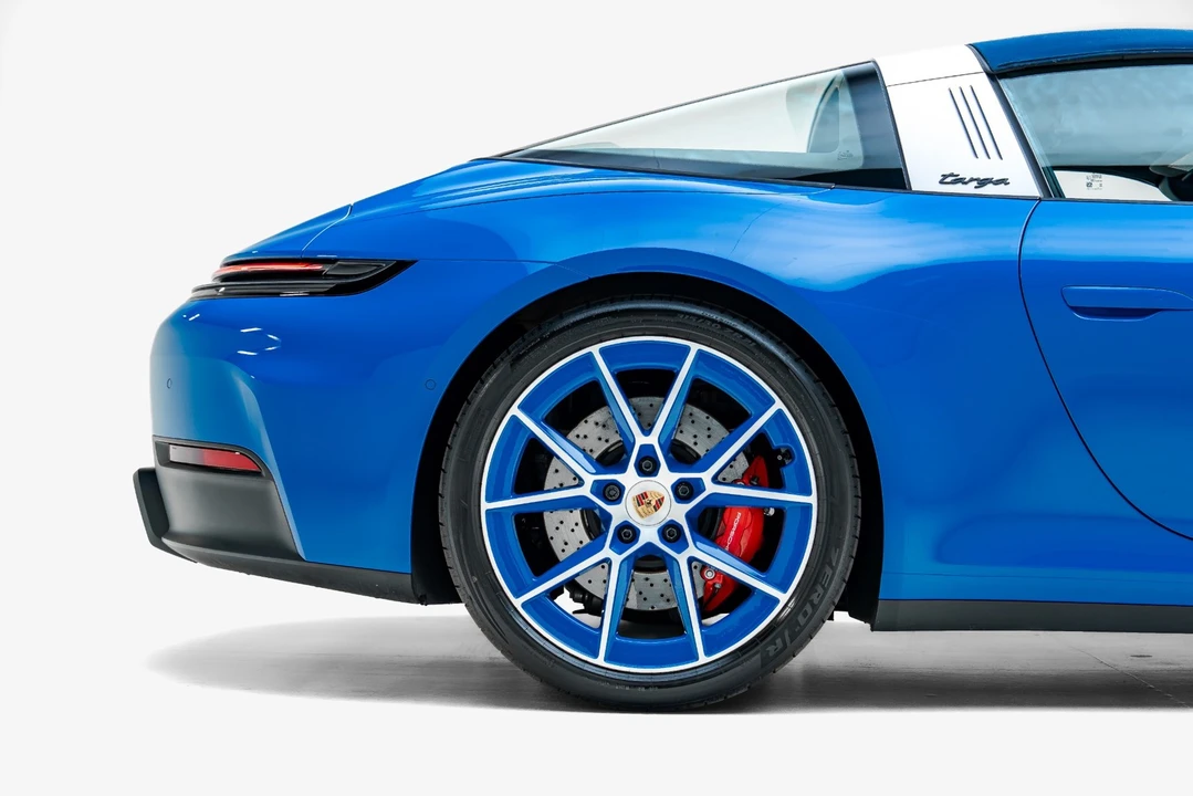 2026 Porsche 992 Targa 4 GTS - Image 21 of 31