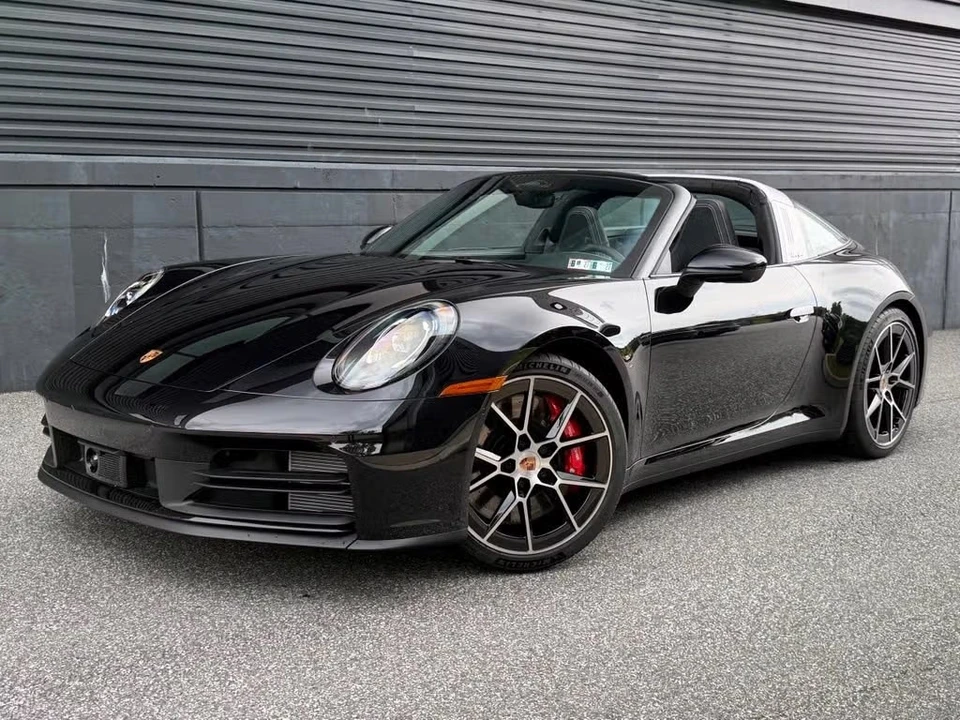 2026 Porsche 992 Targa 4 & 4S - Image 4 of 31