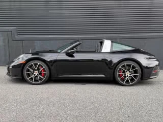 2026 Porsche 992 Targa 4 & 4S - Image 9 of 31