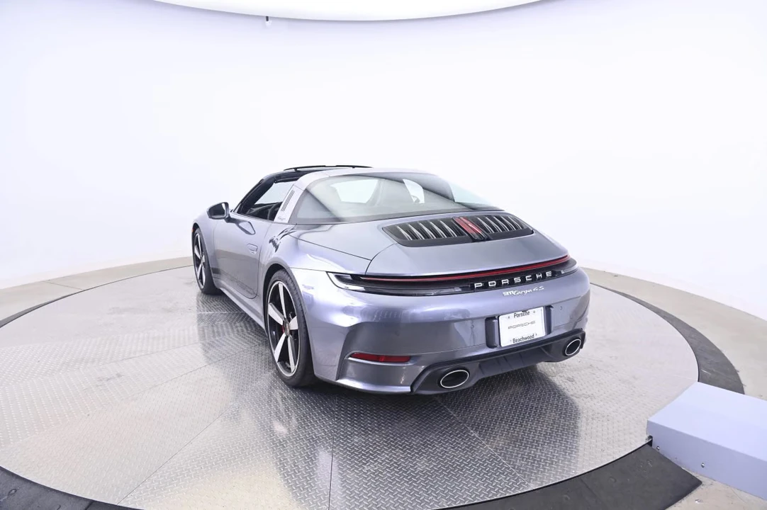 2026 Porsche 992 Targa 4 & 4S - Image 20 of 31