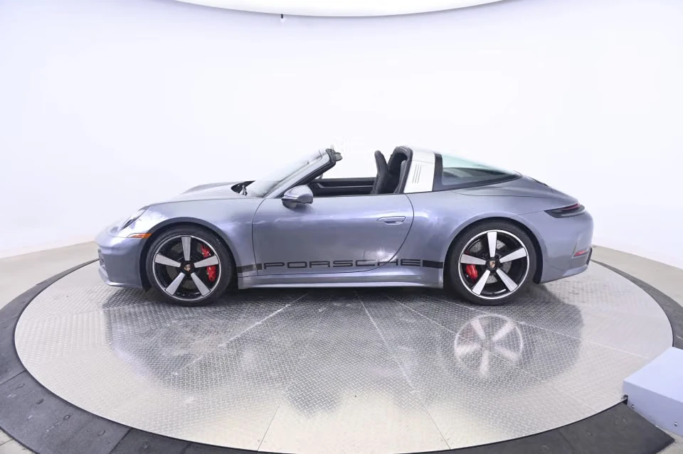 2026 Porsche 992 Targa 4 & 4S - Image 11 of 31