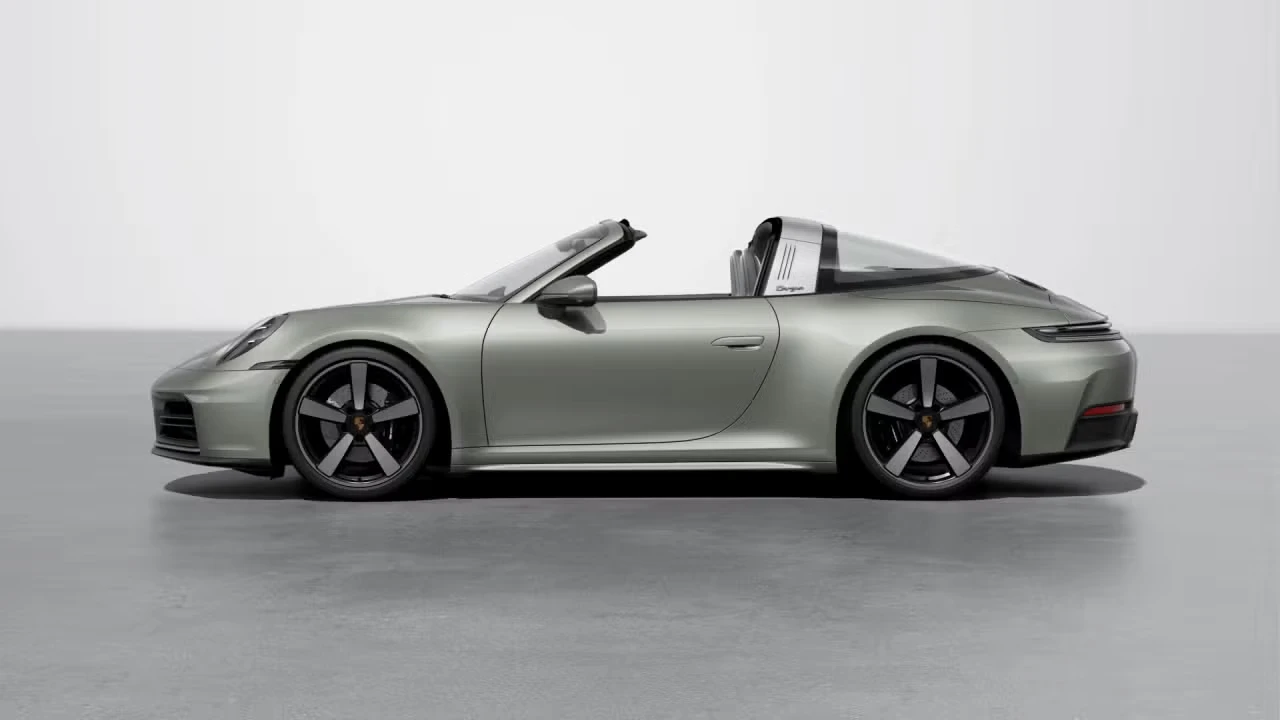 2026 Porsche 911 - Image 12 of 30