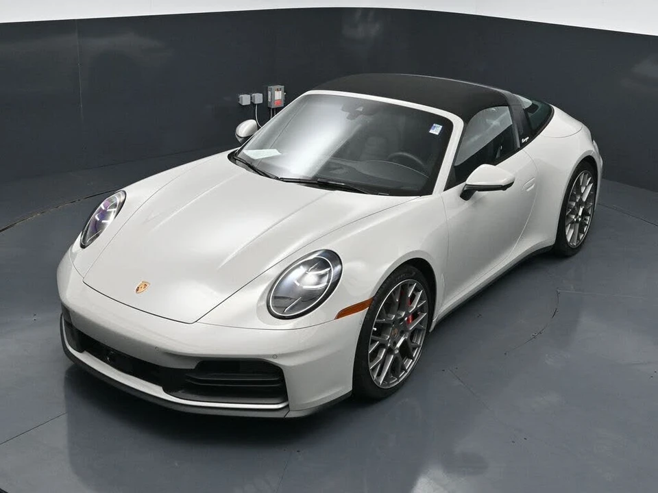2026 Porsche 992 Targa 4 & 4S - Image 13 of 31