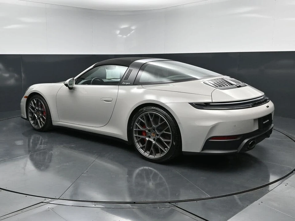 2026 Porsche 992 Targa 4 & 4S - Image 3 of 31