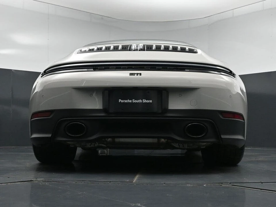 2026 Porsche 992 Targa 4 & 4S - Image 24 of 31