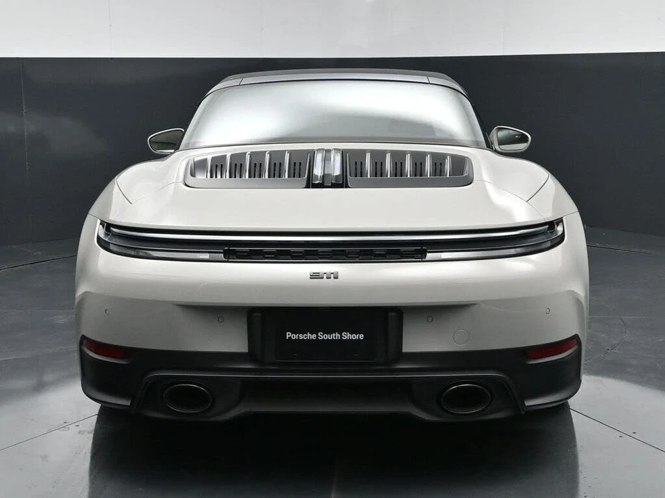 2026 Porsche 992 Targa 4 & 4S - Image 8 of 31