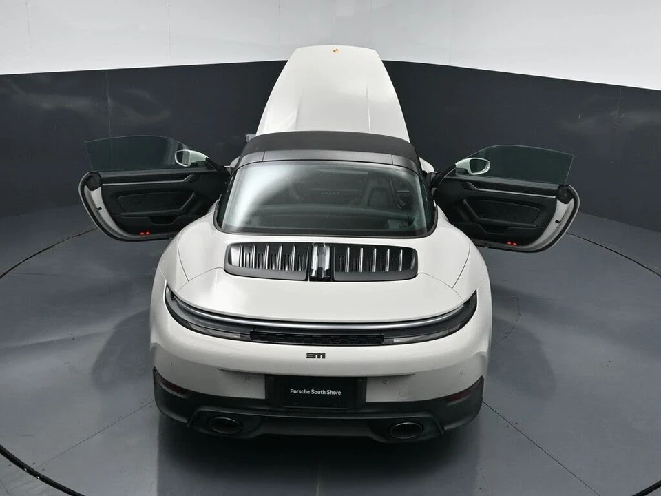 2026 Porsche 992 Targa 4 & 4S - Image 30 of 31