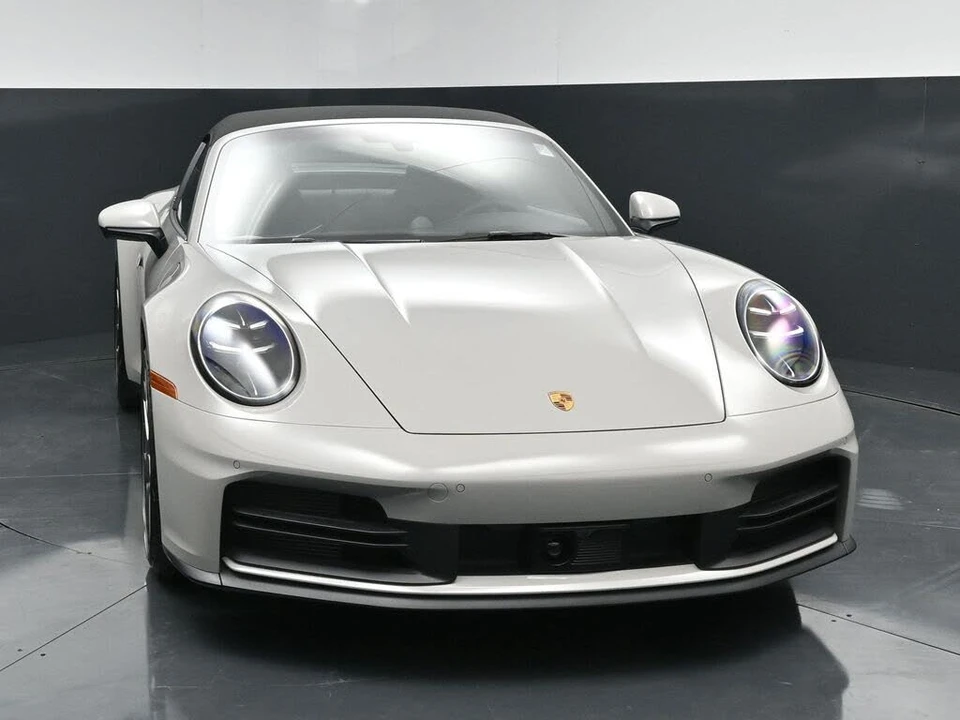 2026 Porsche 992 Targa 4 & 4S - Image 12 of 31