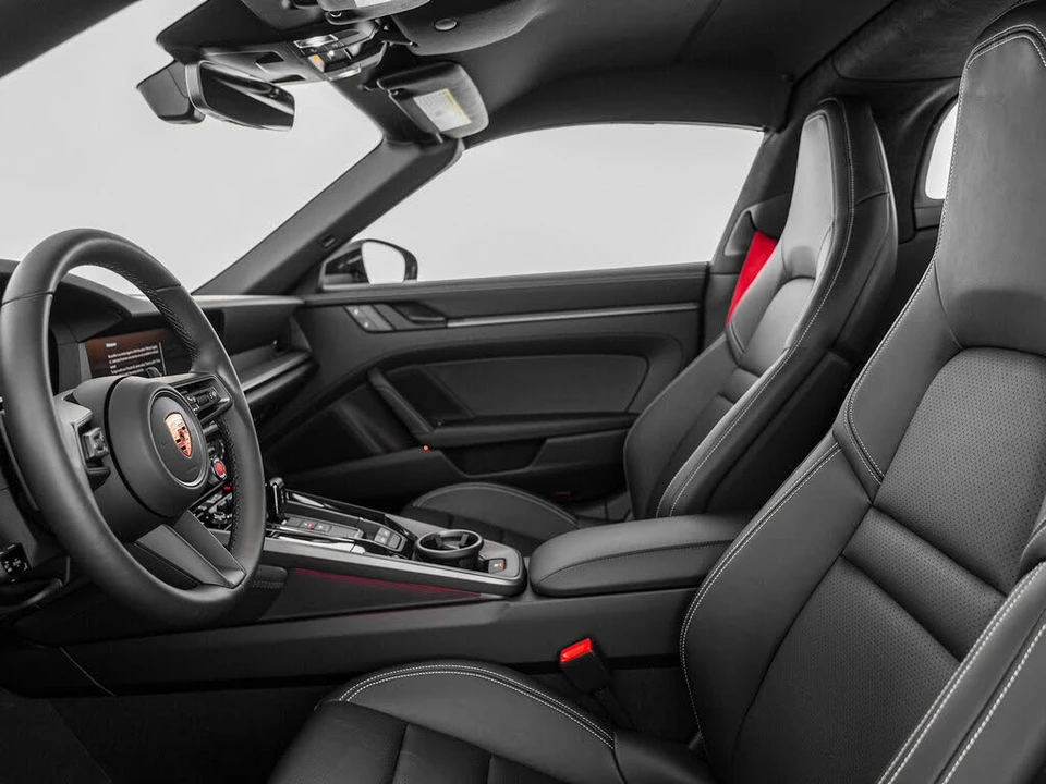 2026 Porsche 992 Targa 4 & 4S - Image 15 of 31