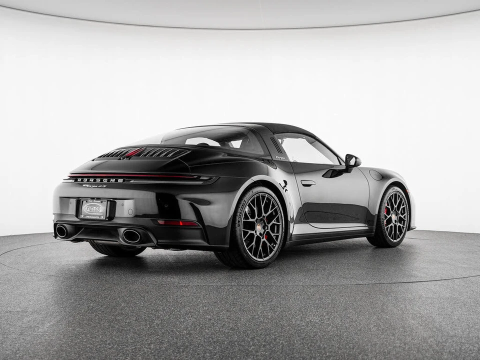2026 Porsche 992 Targa 4 & 4S - Image 6 of 31