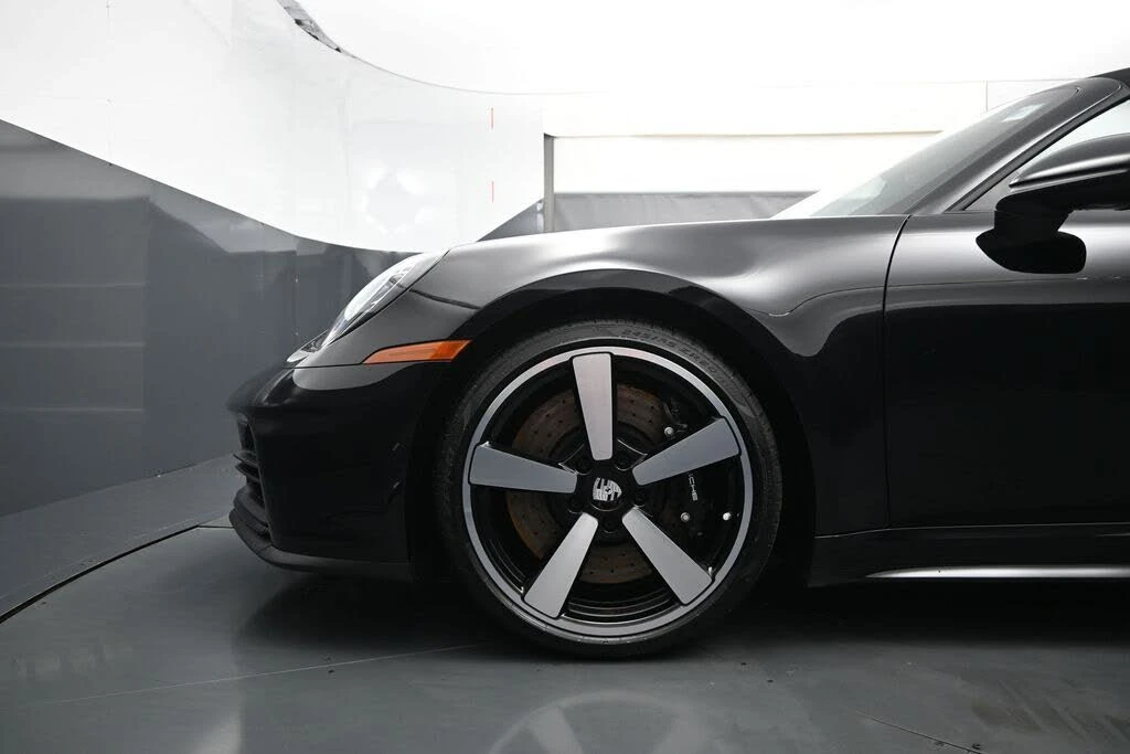 2026 Porsche 992 Targa 4 & 4S - Image 8 of 31